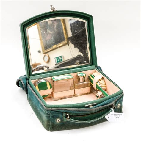fitted vanity cases